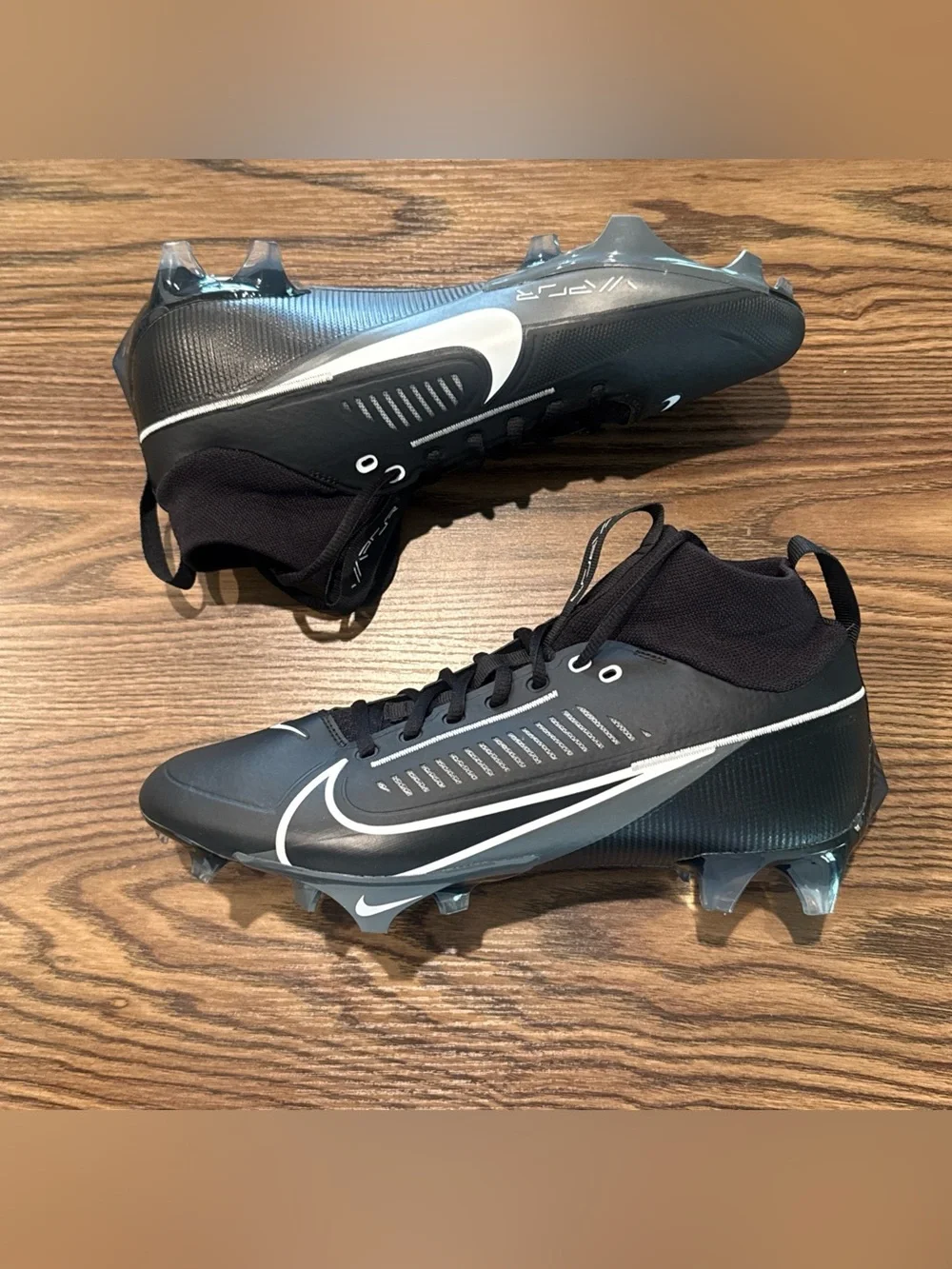 Men’s Size 10 Nike Vapor Edge Pro 360 2 Black White Football Cleats FN7759-001